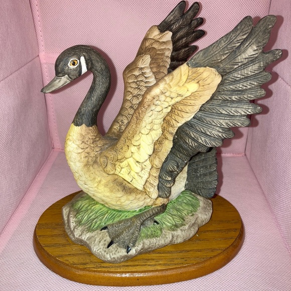 VTG Figurine Hand Painted Bisque Porcelain Duck - Picture 2 of 7